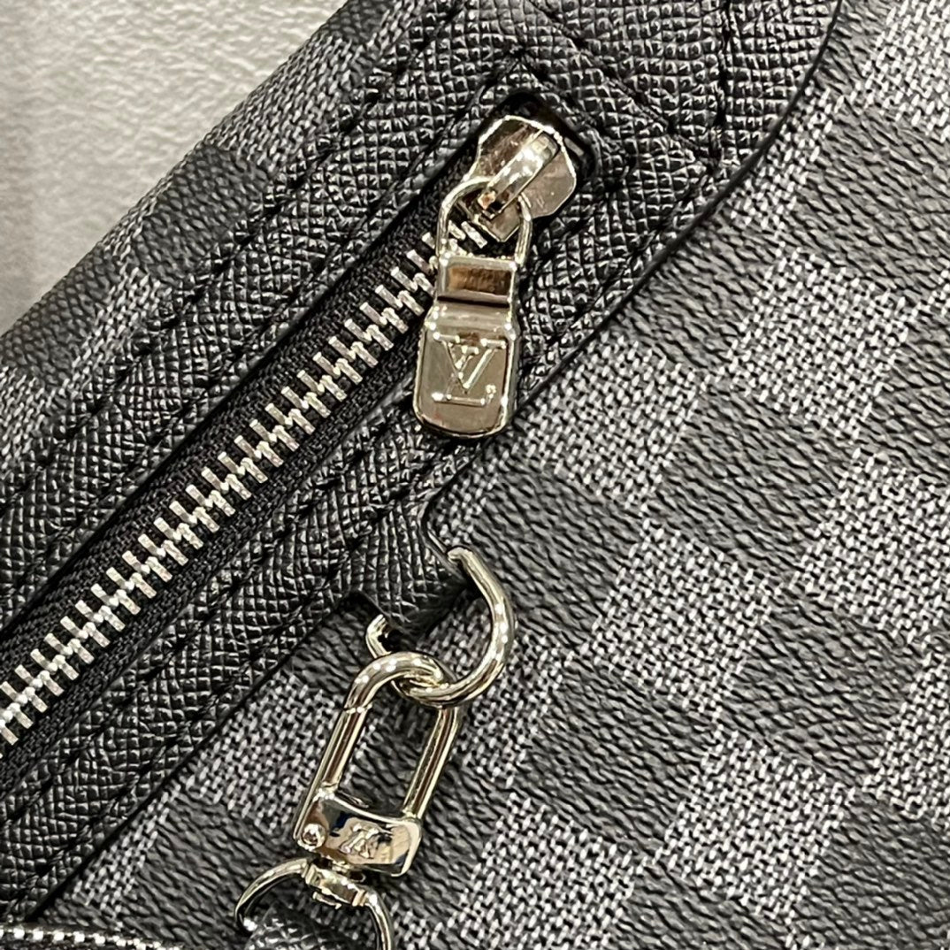 EN - Luxury Bags LUV 766