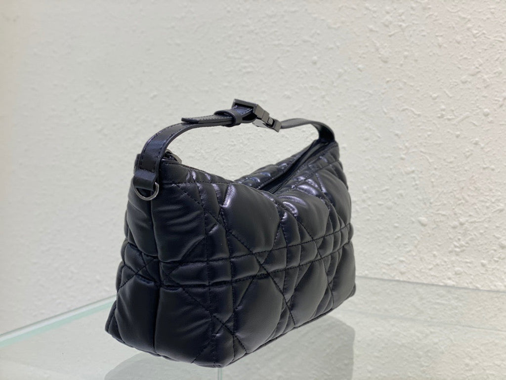 GLAMI MeGLAMIum DYORTravel Nomad Pouch Black, For Women, WomenÃ¢â‚¬â„¢s Handbags 8.5in/22cm CD S5554BMIG_M900