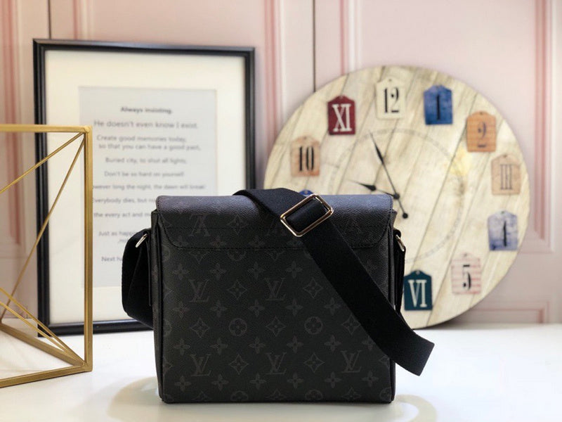LOV2 Bags - Luxurious Bags  1946