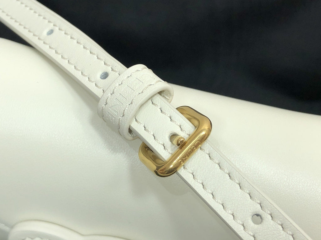 GLAMI Mini BesaGLAMI Cuir Triomphe White For Women 4in/11cm 10J303DPQ.01BC