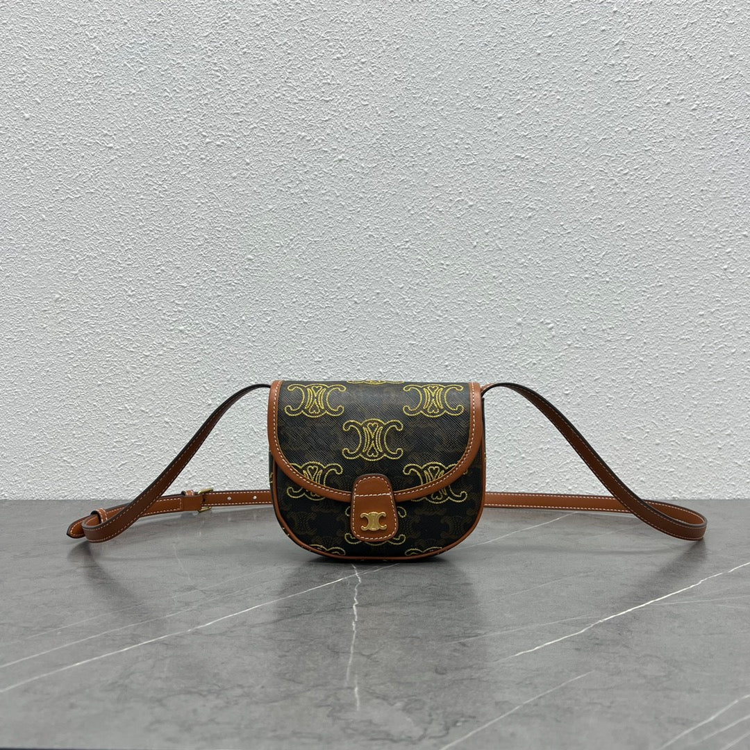 GLAMI Mini BesaGLAMI In Triomphe Canvas With Triomphe Heart Embroidery Brown For Women 6in/15cm 196702ECK.04LU