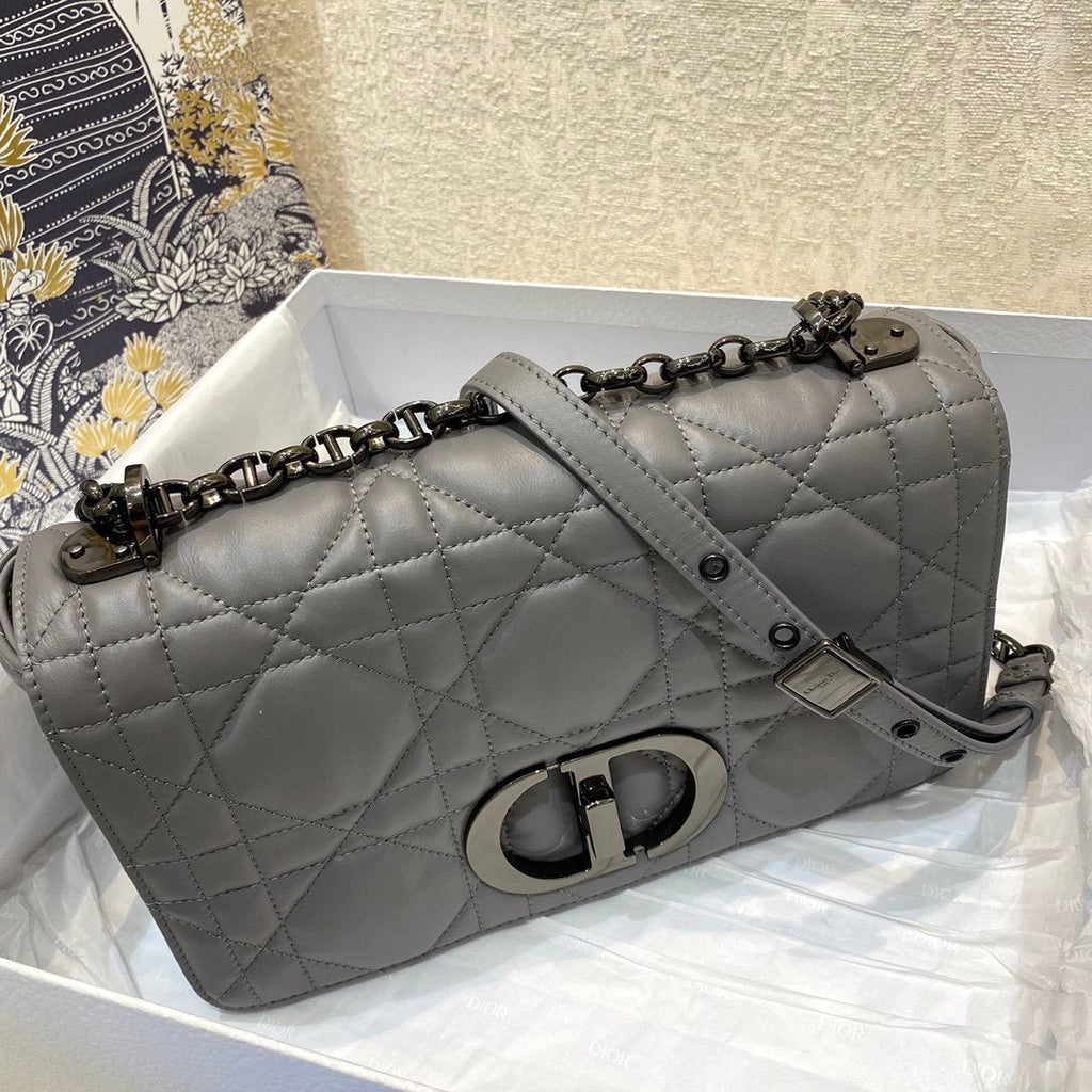 GLAMI MeGLAMIum Caro Bag Gray Padded Macrocannage, Dark Grey, For Women WomenÃ¢â‚¬â„¢s Handbags, Crossbody Bags, 25cm CD M9242BNGK_M41G