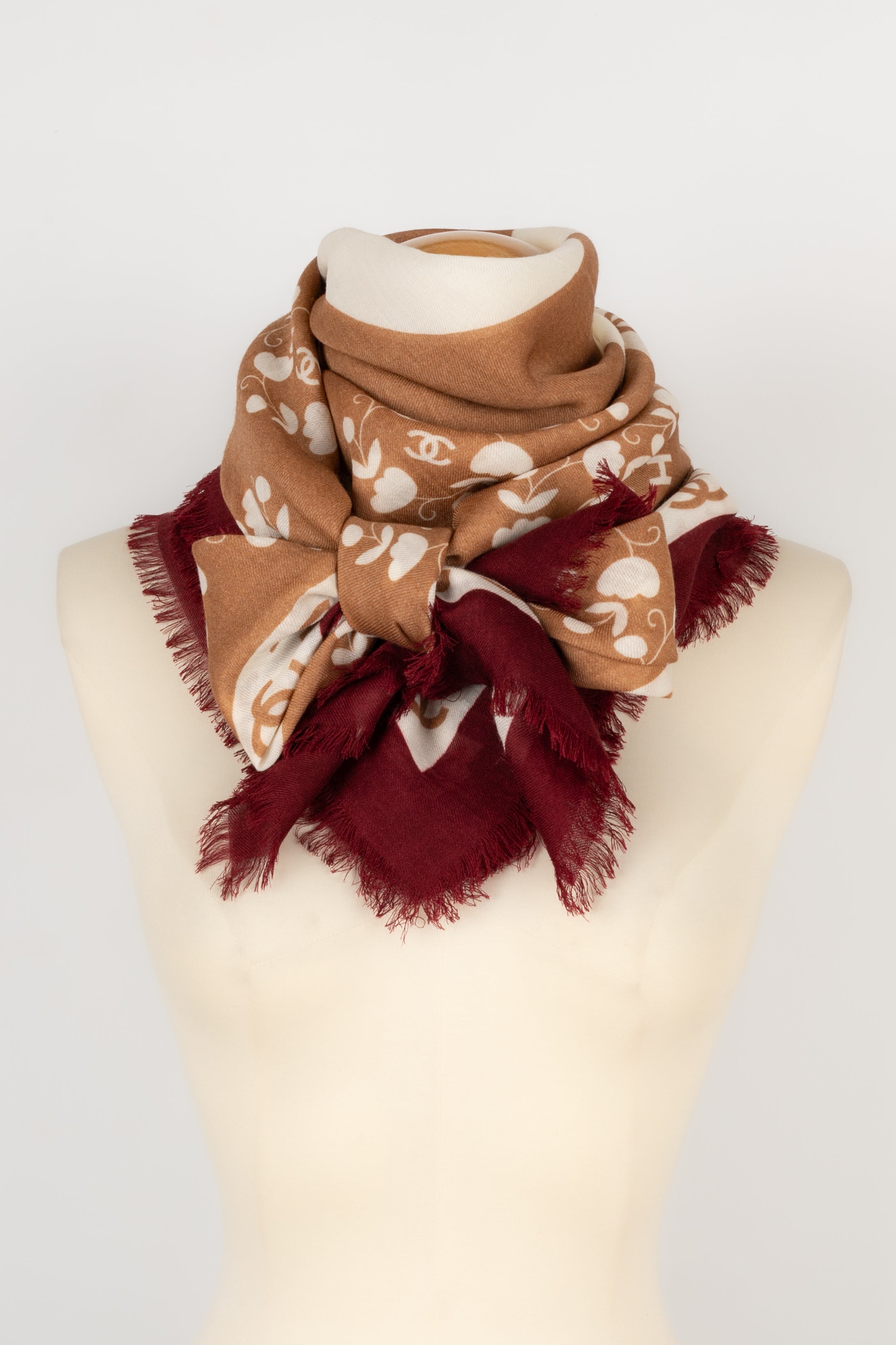 Foulard / ÃƒÆ’Ã‚Â©tole en laine et cachemire Chanel
