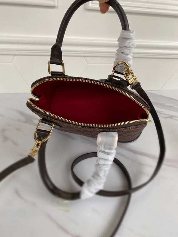 LOV2 Bags - Luxurious Bags  2589