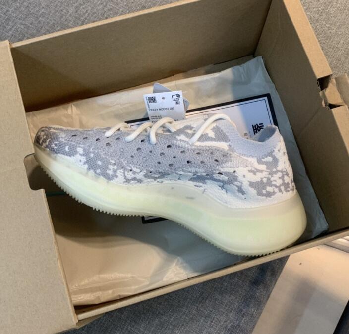 SAMC - YZO Sneakers - 262