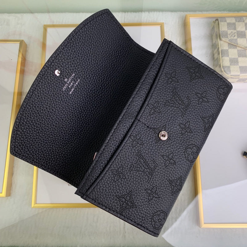 LOV2 Bags - Luxurious Bags  1825