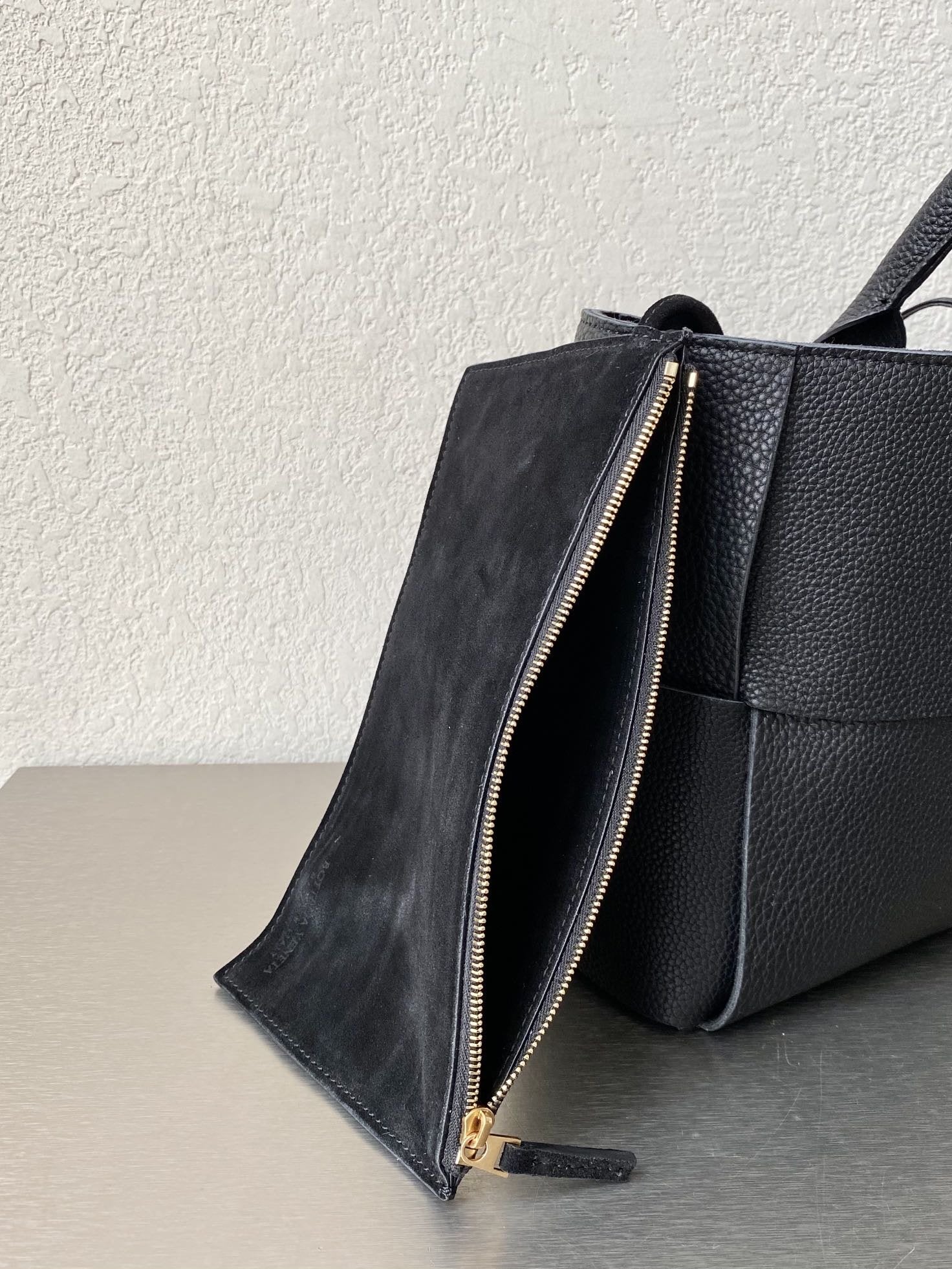 GLAMI Arco Tote Bag For Women 11.8in/30cm In Black 652867VCP118425