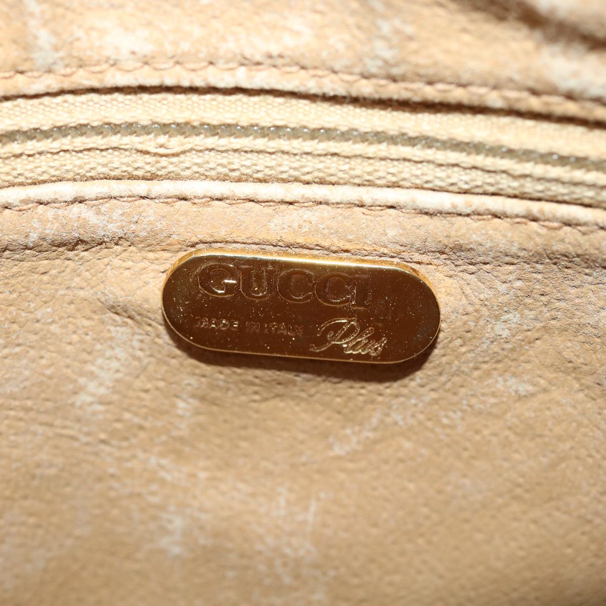 GUCCI GG Plus Canvas Tote Bag Beige am3302