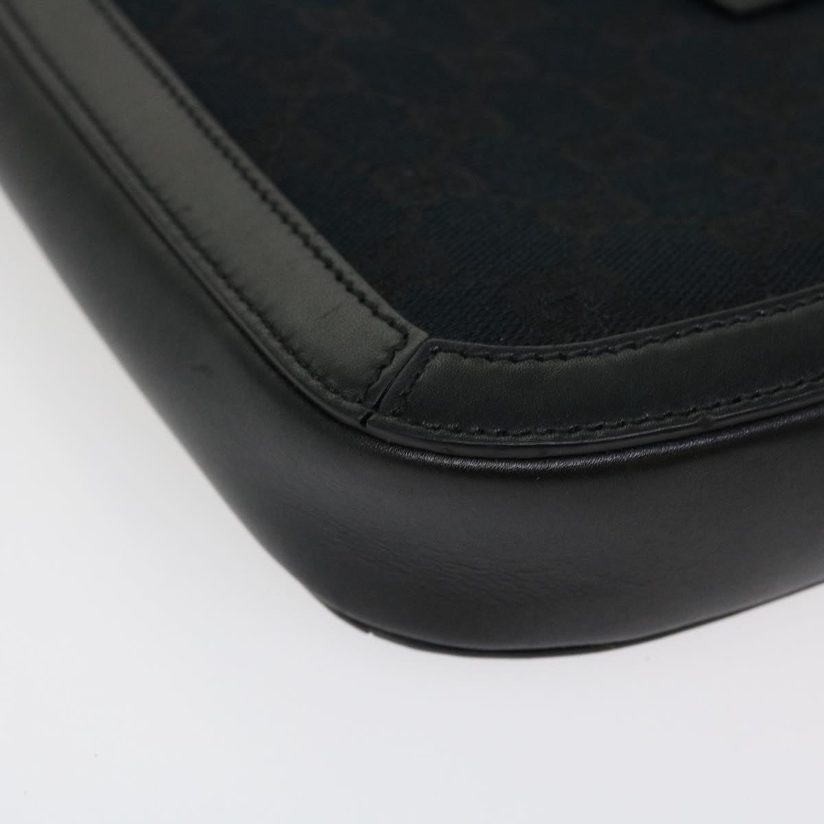 GUCCI GG Canvas Shoulder Bag Black 4142 am3951