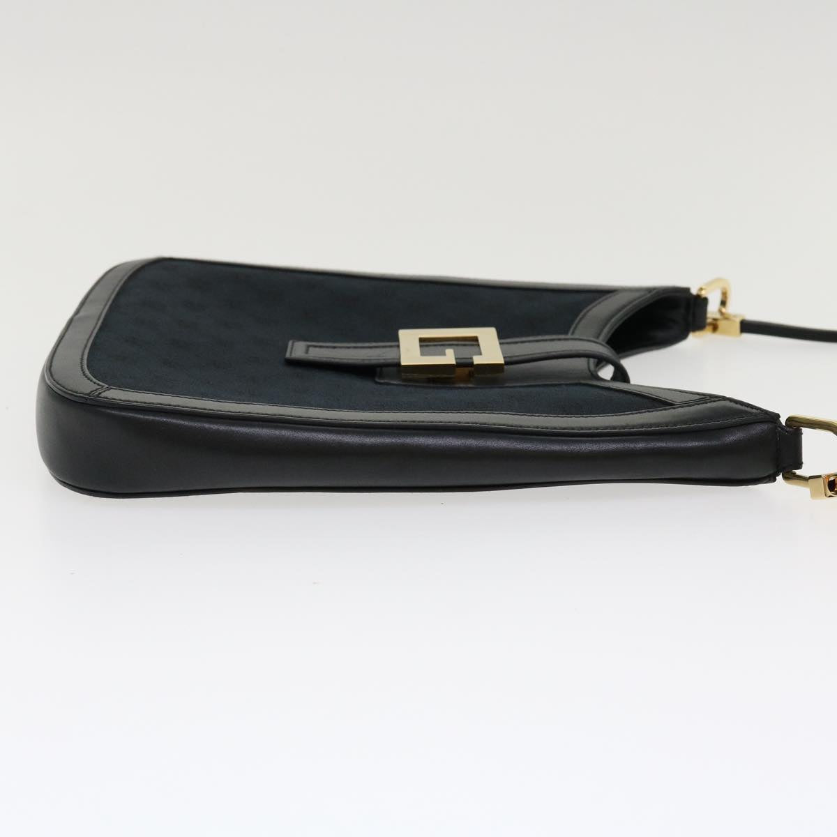 GUCCI GG Canvas Shoulder Bag Black 4142 am3951