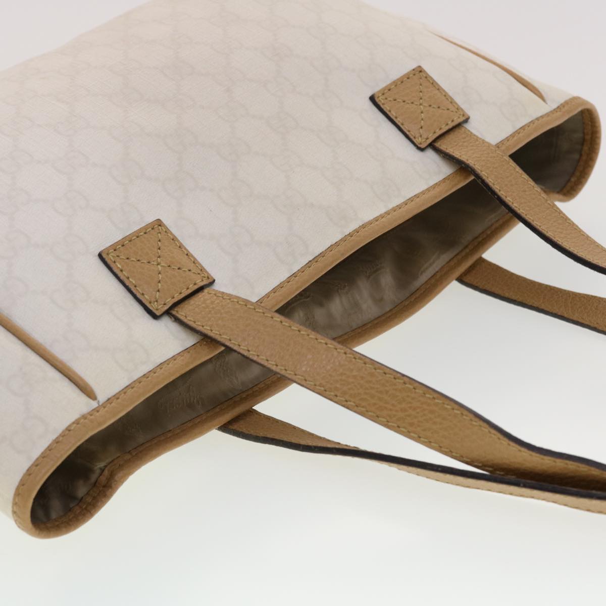 GUCCI GG Canvas Shoulder Bag PVC Leather White 26422 am4201