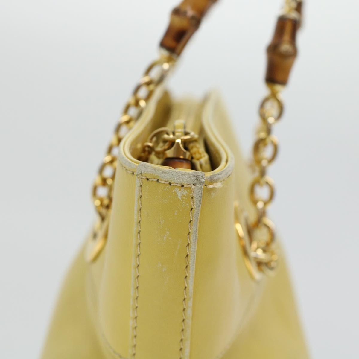 GUCCI Bamboo Chain Shoulder Bag Leather Yellow am4418