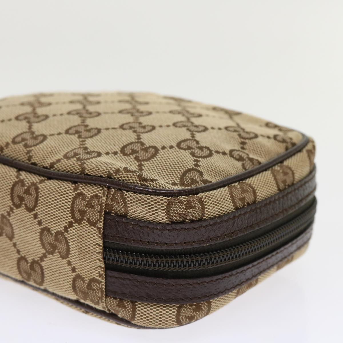 GUCCI GG Canvas Pouch Beige 153129 am4636