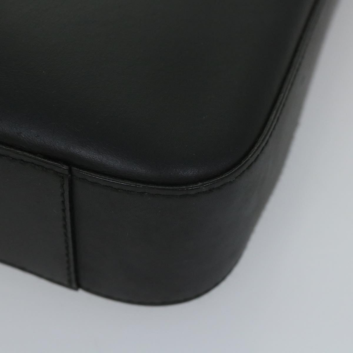 GUCCI Shoulder Bag Leather Black 001 3812 am5115