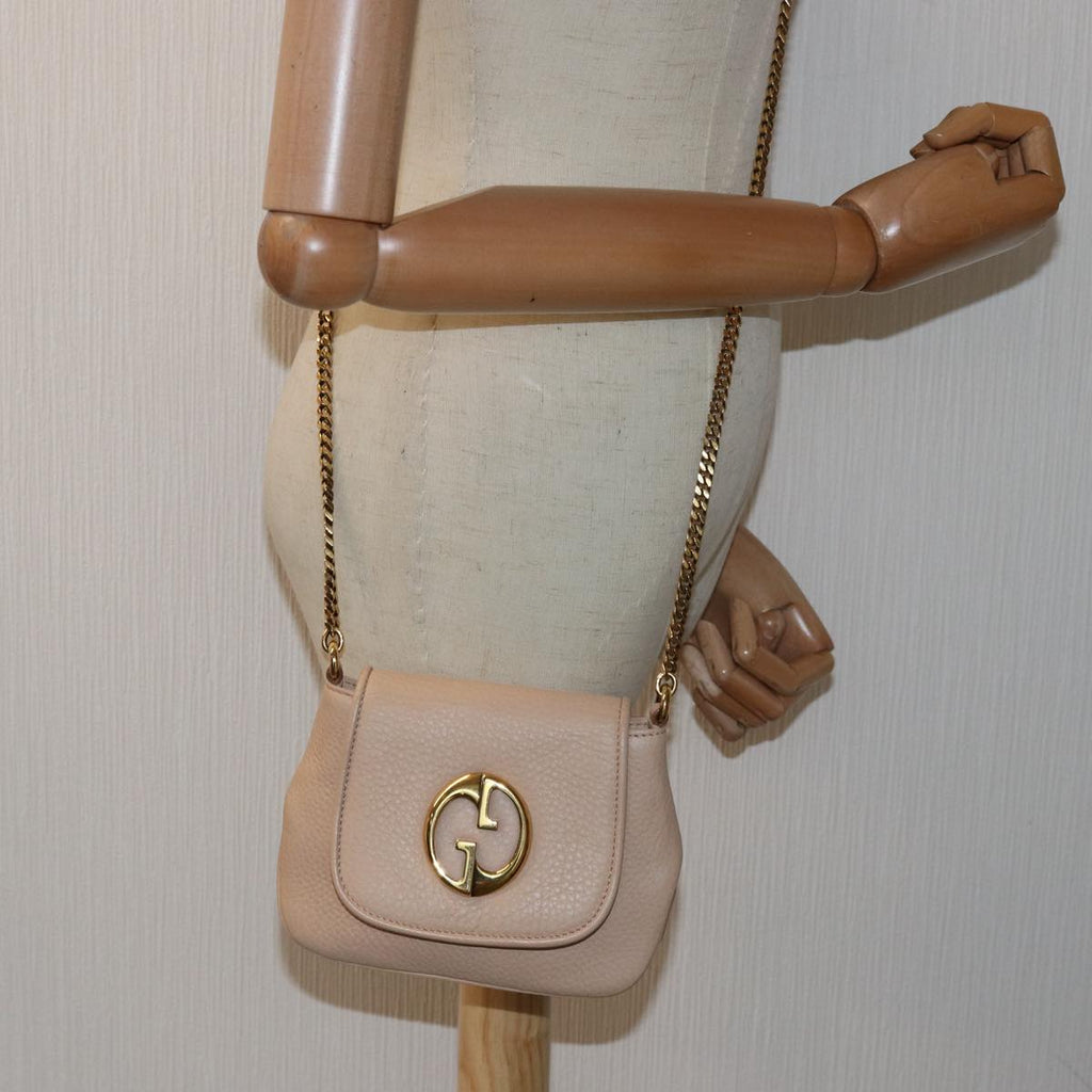 GUCCI Chain Shoulder Bag Leather Beige 251821 am6326