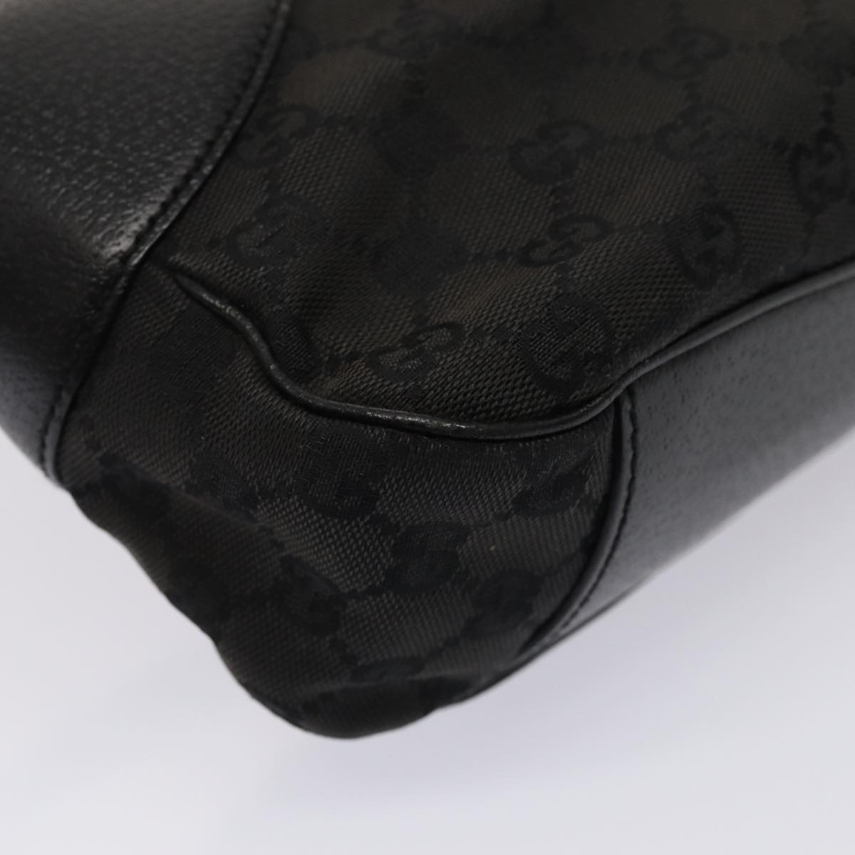 GUCCI GG Canvas Hand Bag Black 113012 am6614