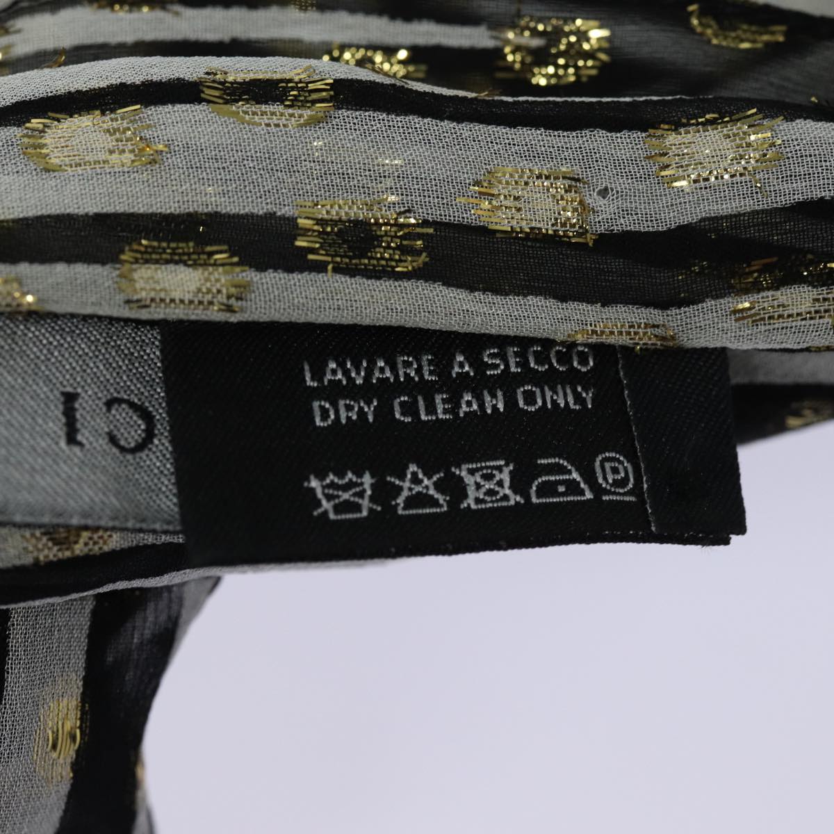 GUCCI Scarf Silk Black White am6647