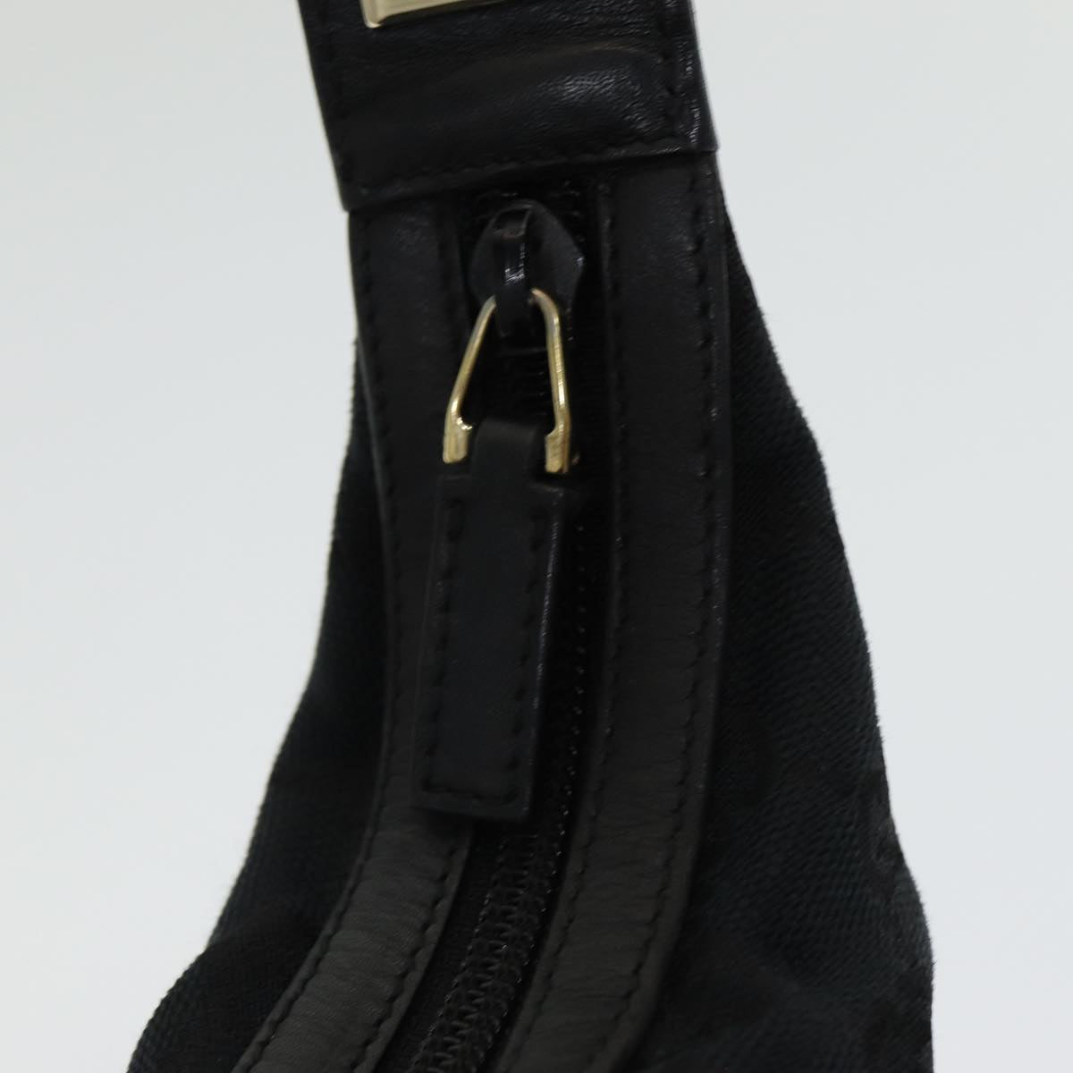 GUCCI GG Canvas Shoulder Bag Black 001 4204 am6699
