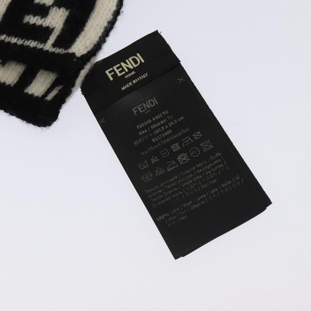 FENDI Zucca Canvas Scarf Wool Black am6975