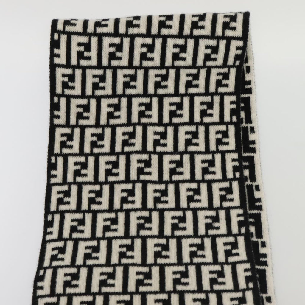 FENDI Zucca Canvas Scarf Wool Black am6975