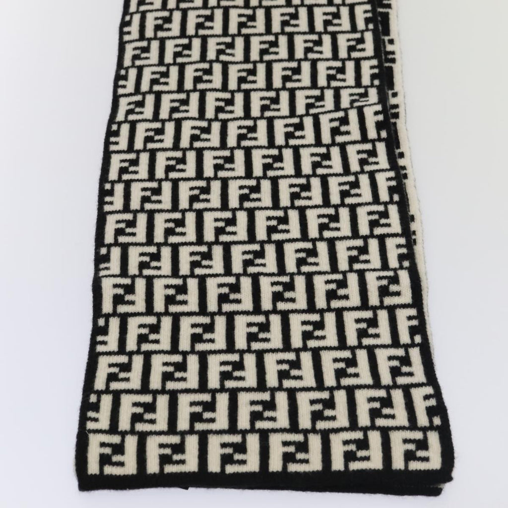 FENDI Zucca Canvas Scarf Wool Black am6975