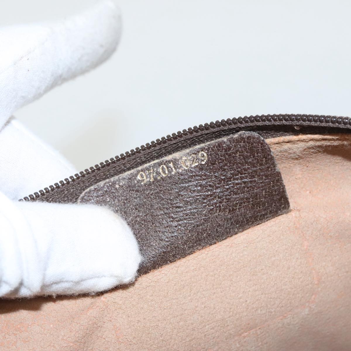 GUCCI GG Supreme Clutch Bag PVC Leather Beige 97 01 029 am7096