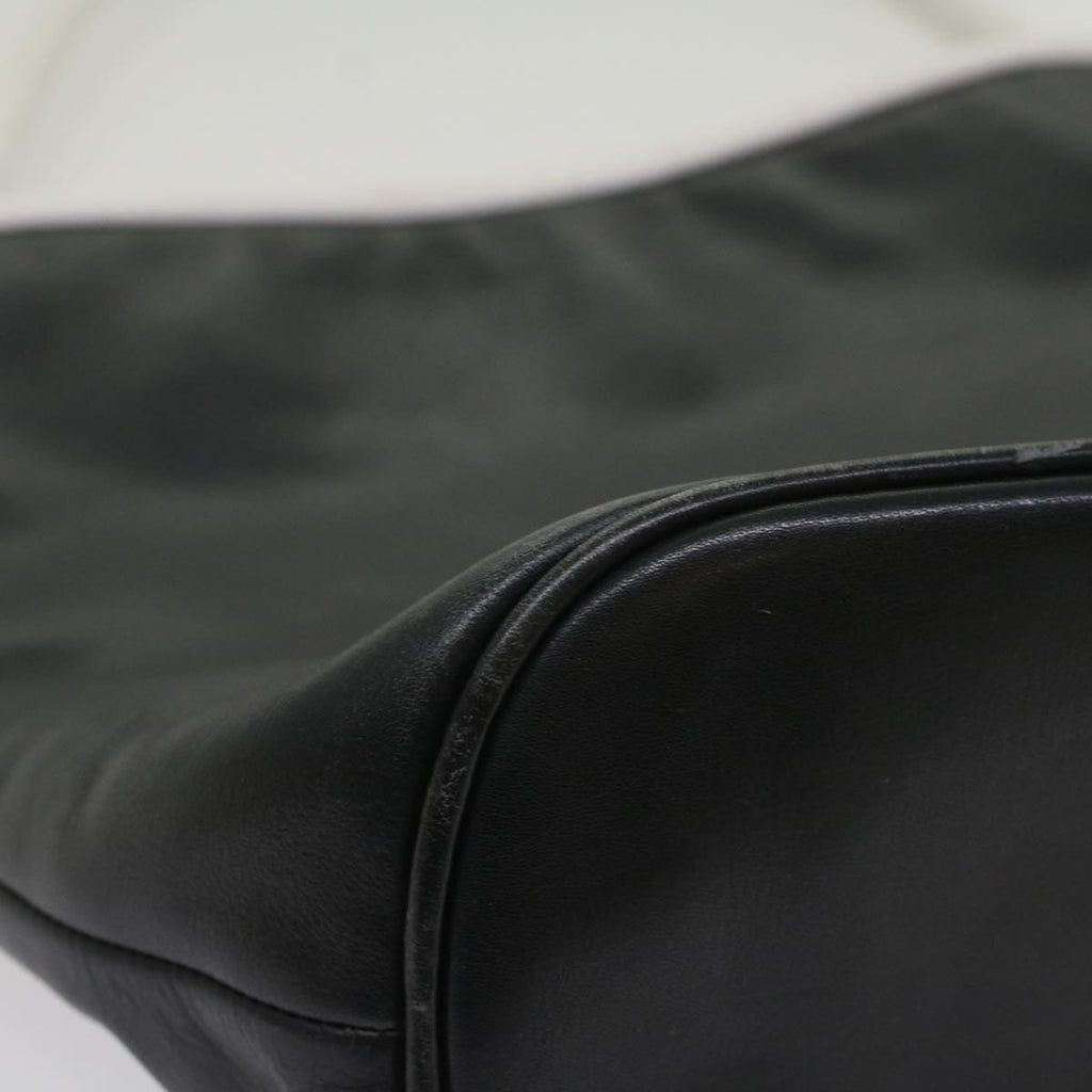 FENDI Shoulder Bag Leather Black ar10320