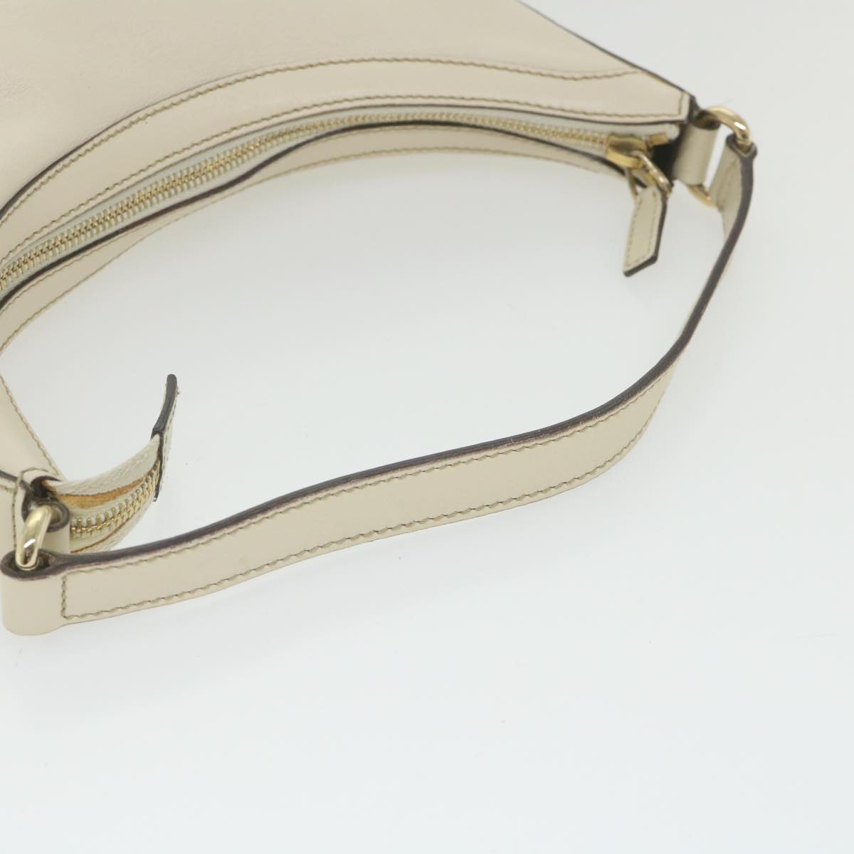 GUCCI Shoulder Bag Leather White 154395 ar10476