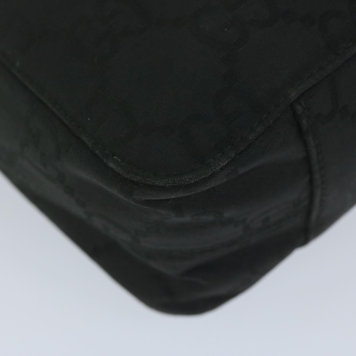 GUCCI GG Canvas Shoulder Bag Black 001 2058 ar10869