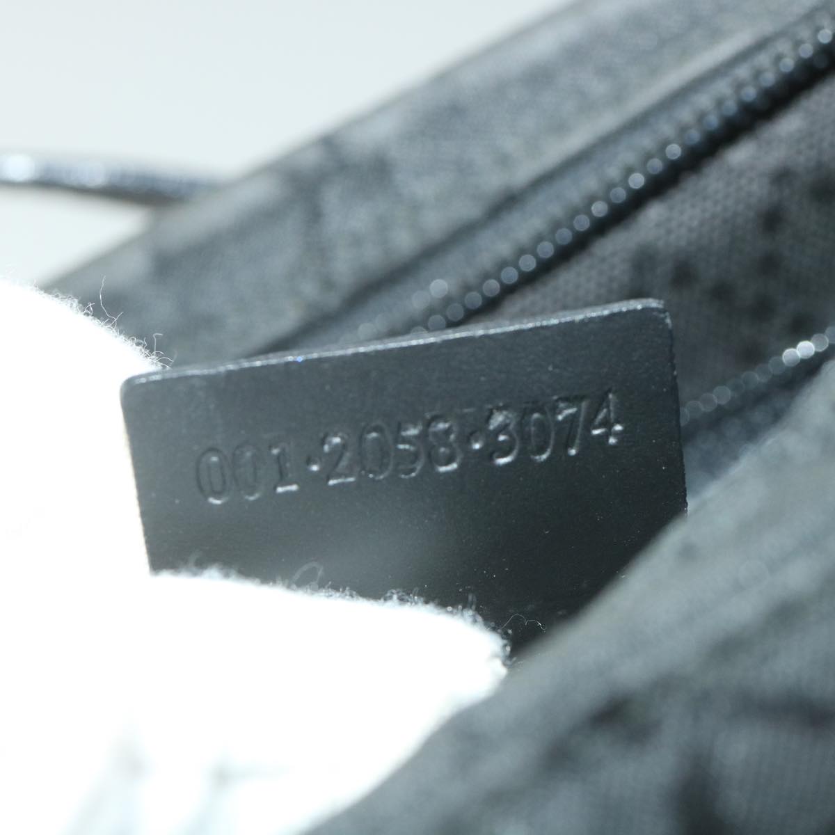 GUCCI GG Canvas Shoulder Bag Black 001 2058 ar10869