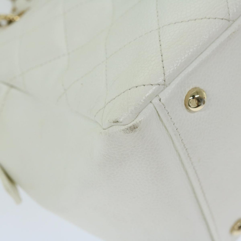 CHANEL Matelasse Chain Shoulder Bag Caviar Skin White CC ar11502