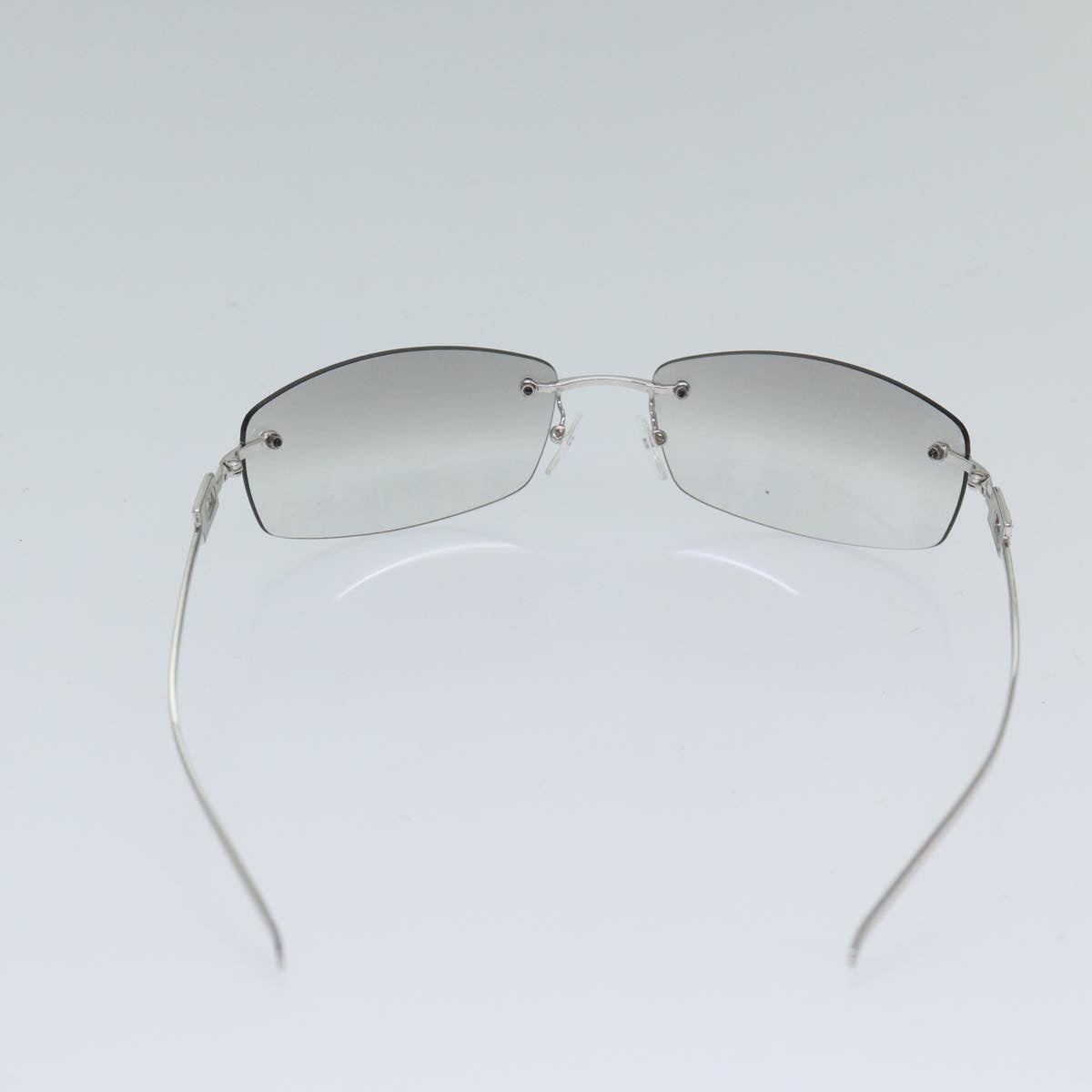 GUCCI Sunglasses Silver ar11760