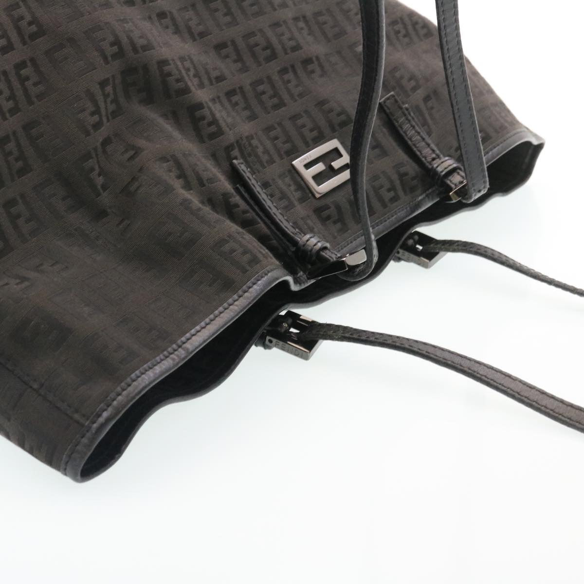 FENDI Zucchino Canvas Tote Bag Black ar6460