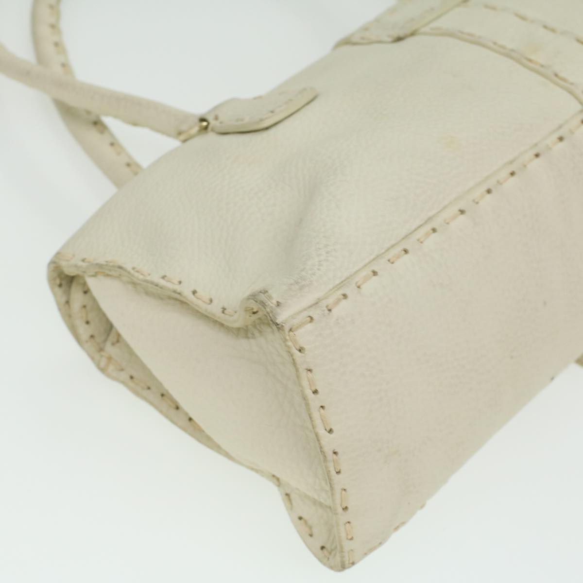 FENDI Celeria Shoulder Bag Leather White ar8736