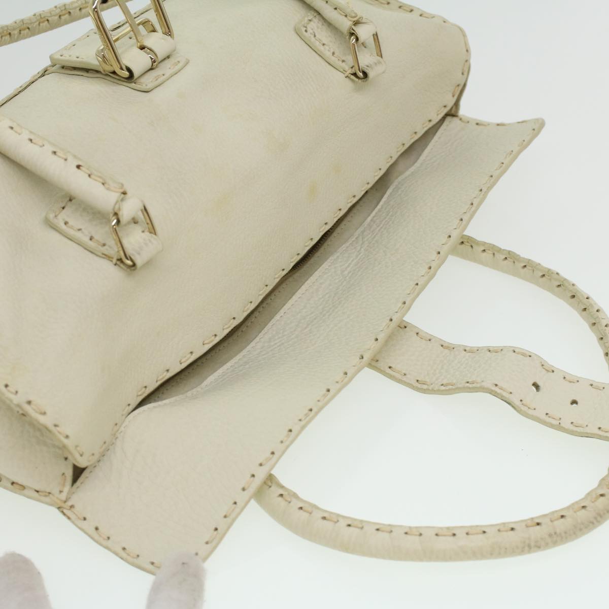 FENDI Celeria Shoulder Bag Leather White ar8736
