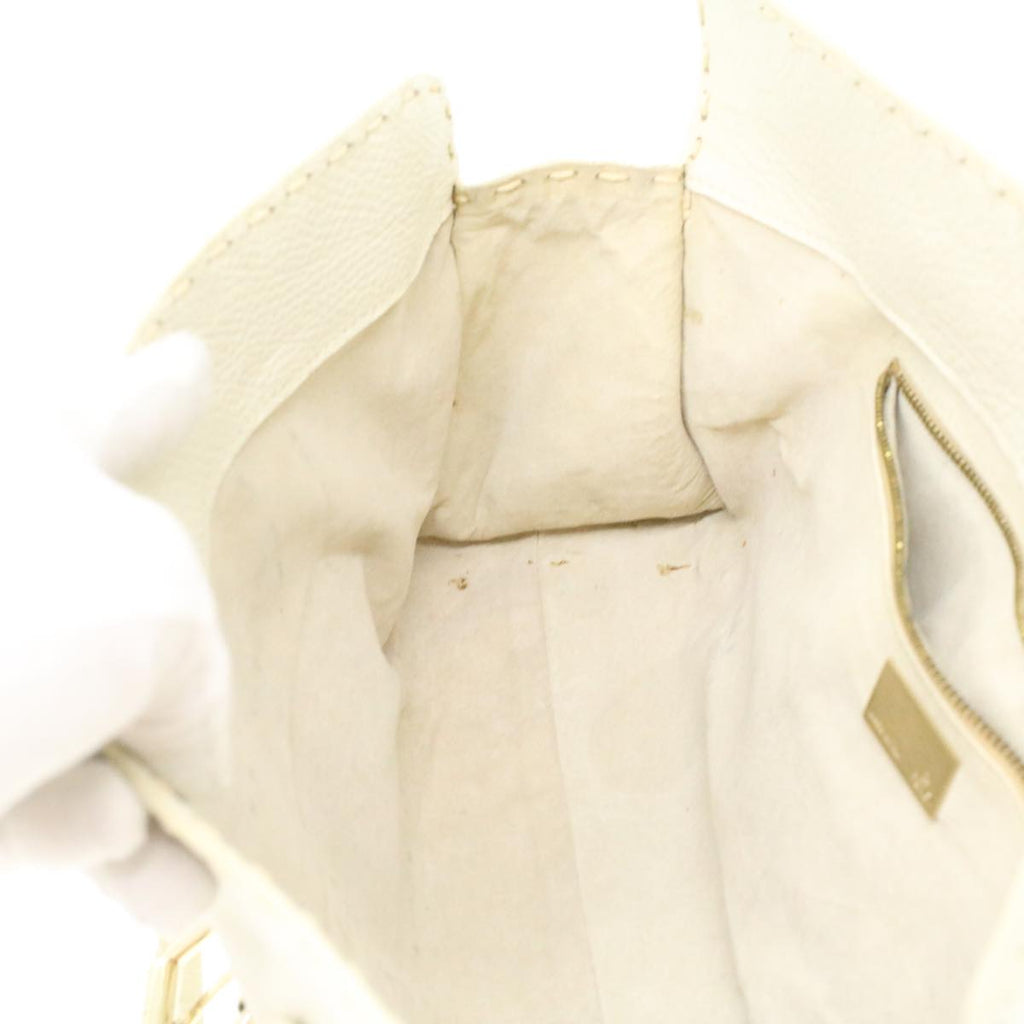 FENDI Celeria Shoulder Bag Leather White ar8736