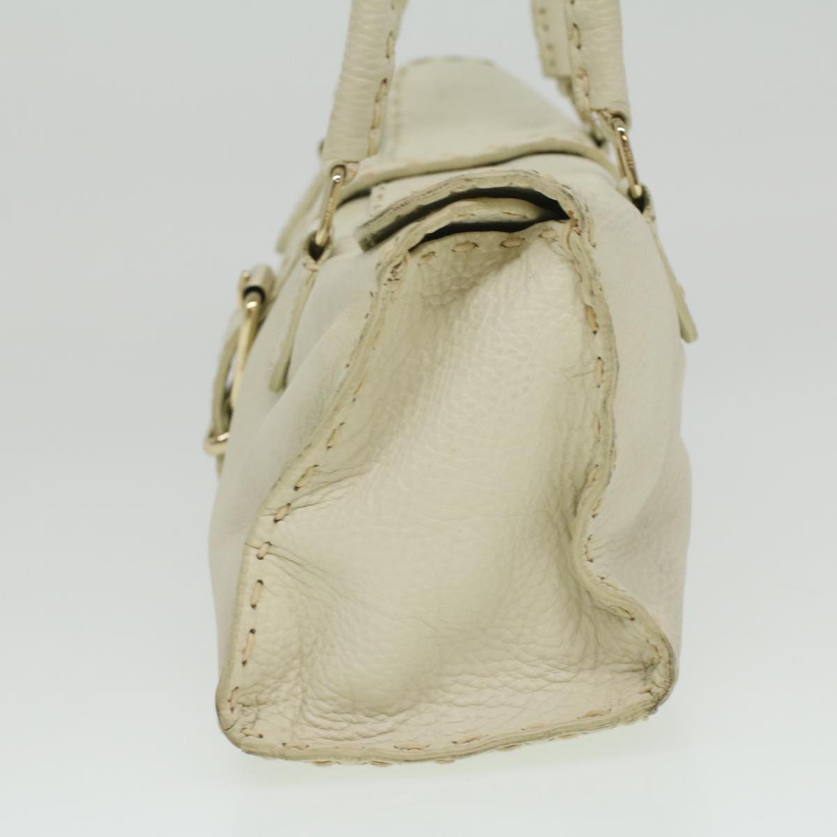 FENDI Celeria Shoulder Bag Leather White ar8736