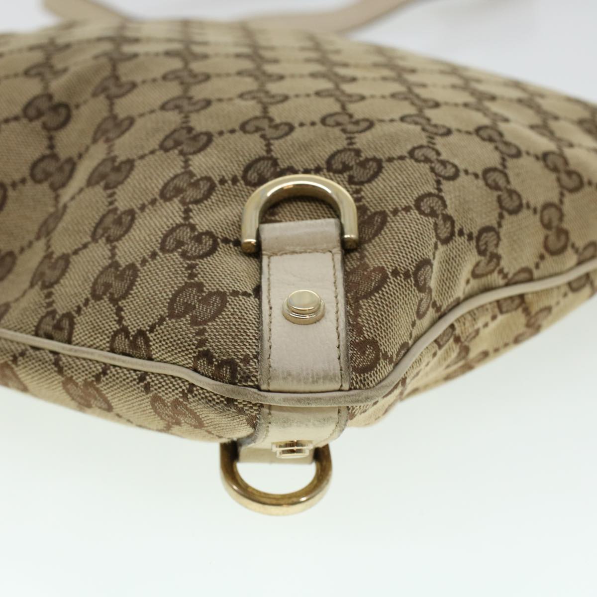GUCCI GG Canvas Shoulder Bag Beige 131326 ar9404