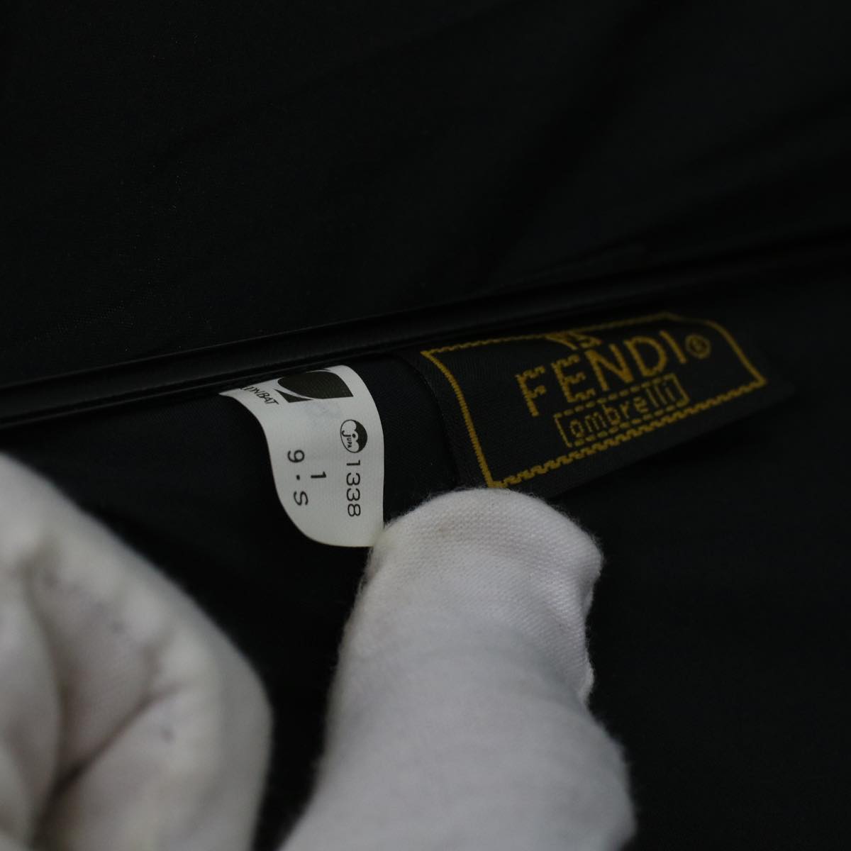 FENDI Umbrella Nylon Black ar9515