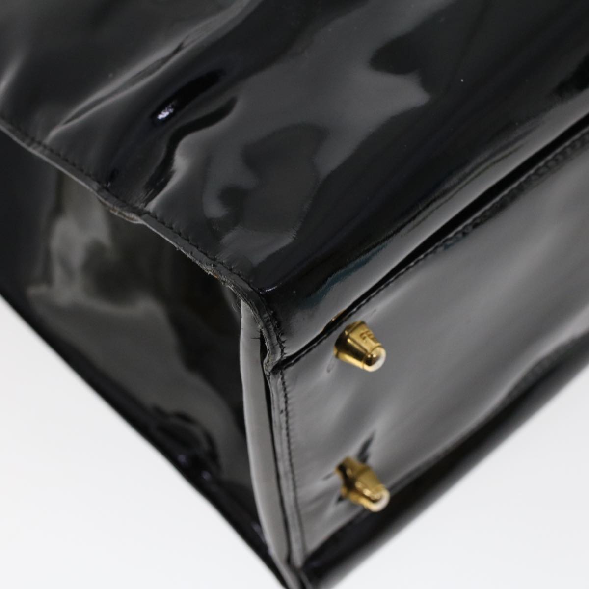 FENDI Shoulder Bag Patent leather Black ar9850