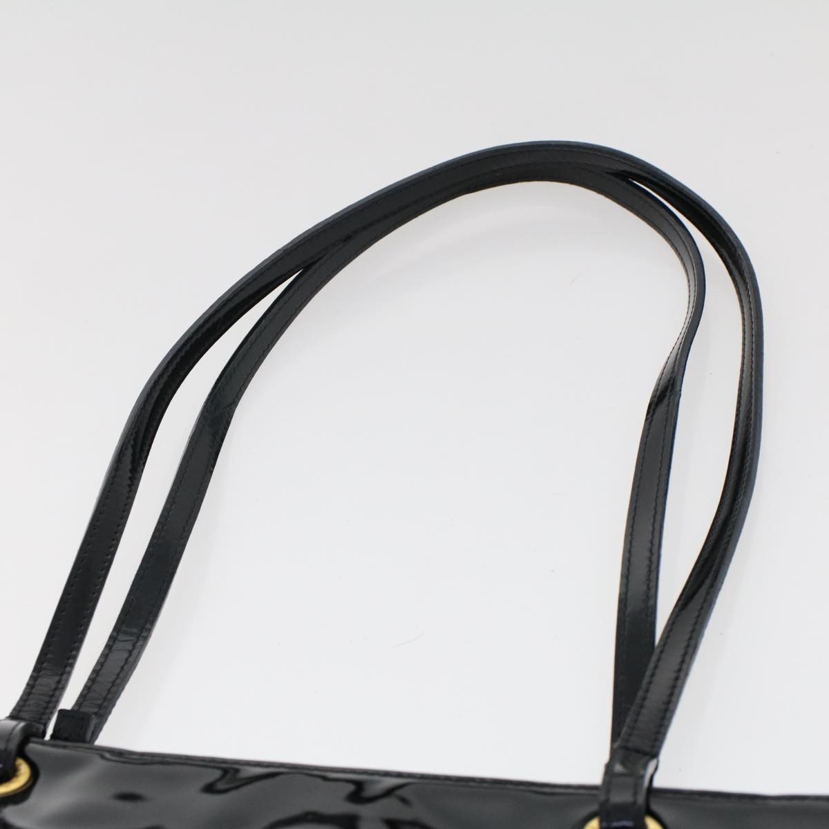 FENDI Shoulder Bag Patent leather Black ar9850