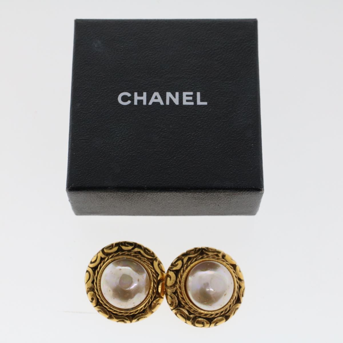 CHANEL Earring Gold Tone CC ar9892B