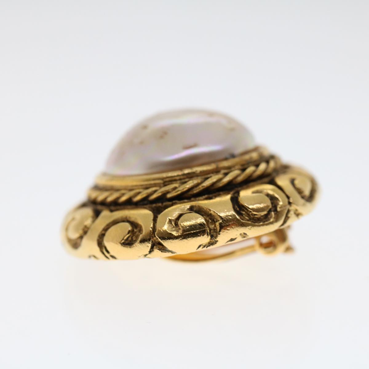 CHANEL Earring Gold Tone CC ar9892B