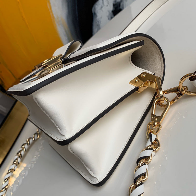LOV2 Bags - Luxurious Bags  1568