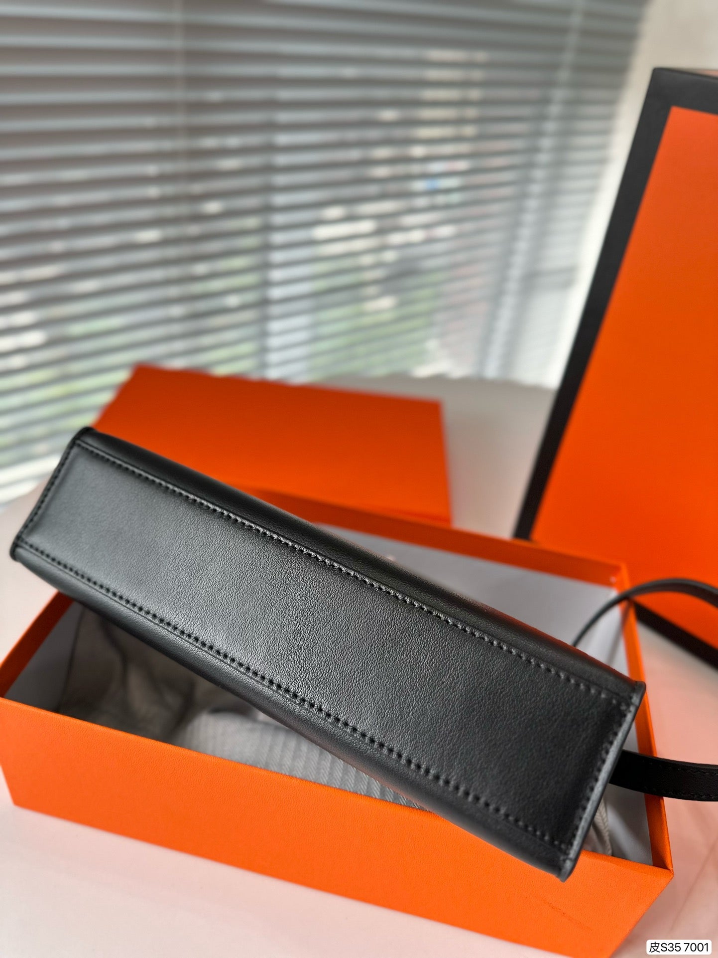 EN - New Arrival Bags HM 148