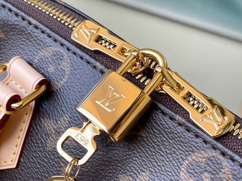 Fashion Lu-Vi bags - 4463