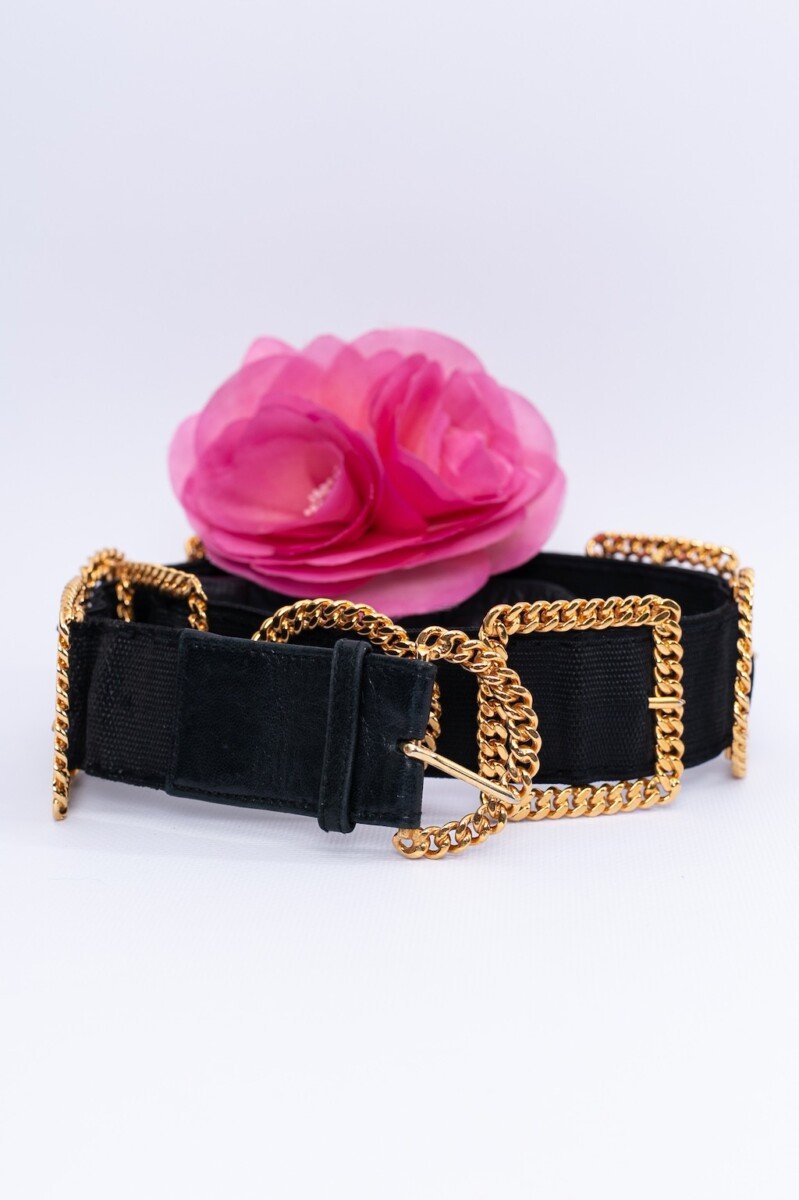 Ceinture noire et dorÃƒÆ’Ã‚Â©e Chanel