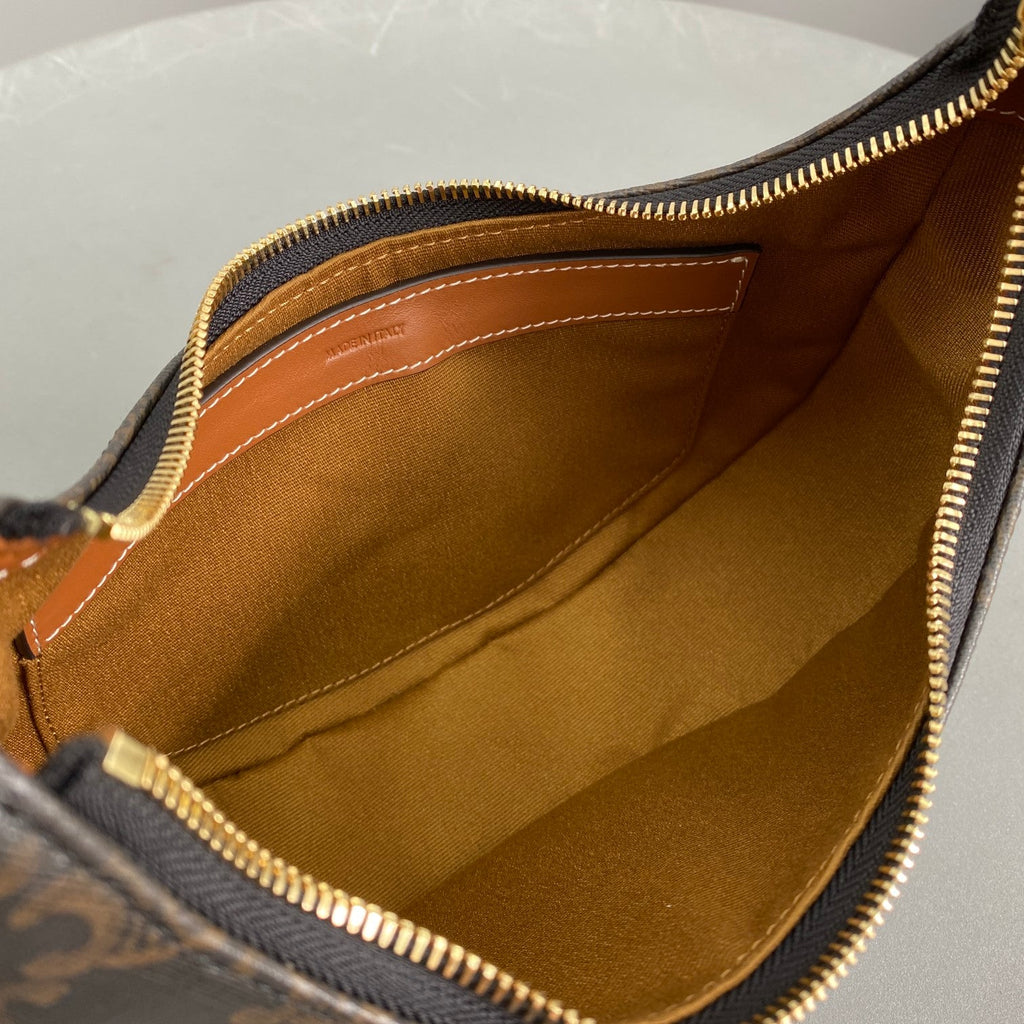 GLAMI Ava Bag In Triomphe Canvas Brown For Women 9in/23.5cm 193952BZJ.04LU