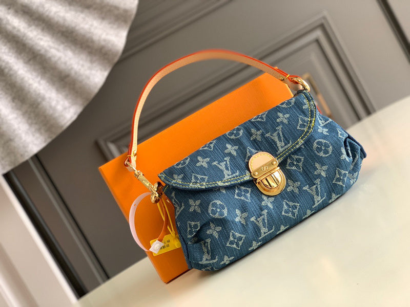 LOV2 Bags - Luxurious Bags  1505