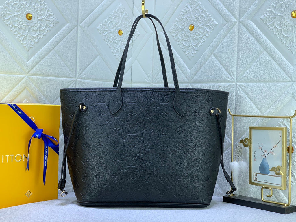 EN - Luxury Bags LUV 859